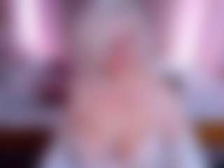 Live cam show with HellaFabel - Body Massage on Gym Cam Girls