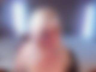 Live cam show with HellaFabel - Spanks on Milfs Live