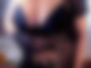Live cam show with HellaFabel - Spank on CamSextacy