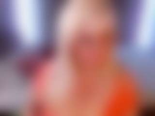 Live cam show with HellaFabel - Average on pussylord.com