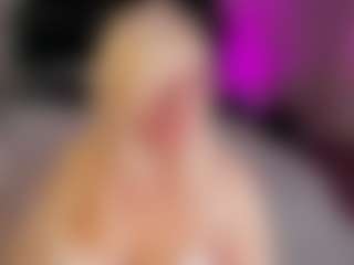 Live cam show with HellaFabel - Thong on Camsoda