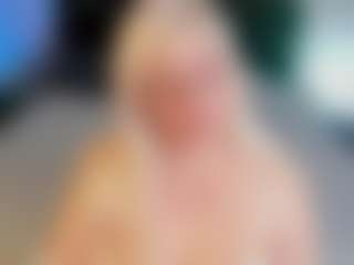 Live cam show with HellaFabel - Trimmed Granny on Camsoda