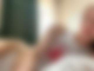 Live cam show with Annie - Joi on liverealitysex.com