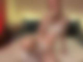 Live cam show with Annie - Young Adult on Milfs Live