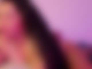 Live cam show with Lola Mars - Slut on livesuperchat.net