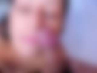 Live cam show with Miriam-milf - Drinking on Camsoda
