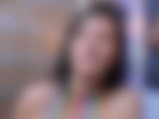 Live cam show with Miriam-milf - Striptease MILF on CamwithHer