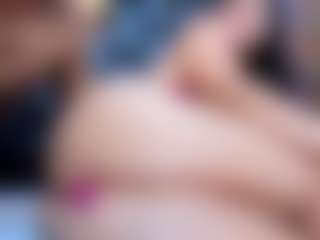 Live cam show with Miriam-milf - Pov on Camsoda