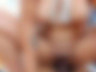 Live cam show with Miriam-milf - Striptease MILF on Dolls Live