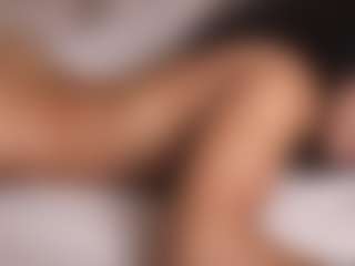 suzysuz's Live Sex Cam Show