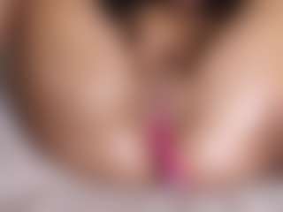 suzysuz's Live Sex Cam Show