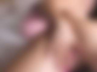 suzysuz's Live Sex Cam Show