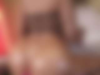 Live cam show with suzysuz - Cumshot on Gym Cam Girls