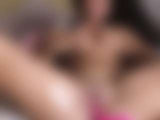 Live cam show with suzysuz - Brown Hair on TeamSkeetLive