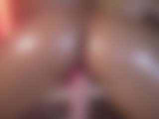 suzysuz's Live Sex Cam Show