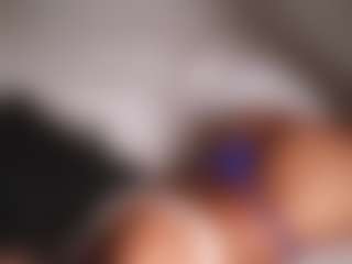 Live cam show with suzysuz - Foot Fetish Brown Hair on SpunkLive