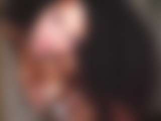 suzysuz's Live Sex Cam Show