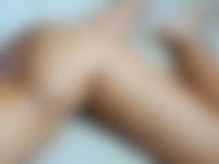 suzysuz's Live Sex Cam Show