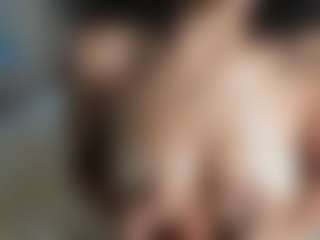 suzysuz's Live Sex Cam Show