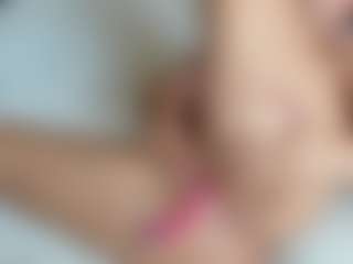suzysuz's Live Sex Cam Show