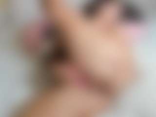 suzysuz's Live Sex Cam Show
