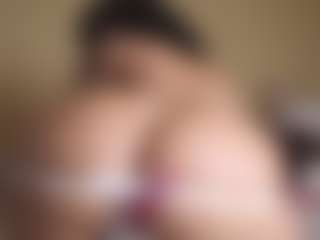 suzysuz's Live Sex Cam Show