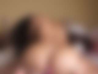 suzysuz's Live Sex Cam Show