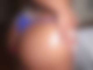 suzysuz's Live Sex Cam Show