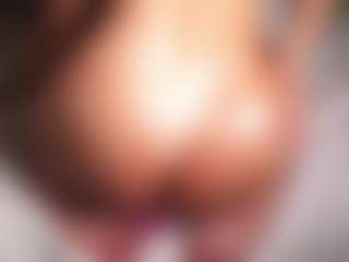 suzysuz's Live Sex Cam Show
