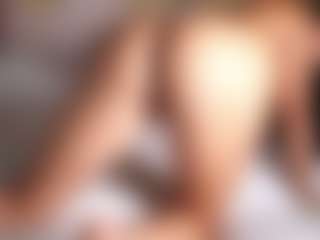 suzysuz's Live Sex Cam Show