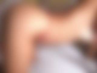 suzysuz's Live Sex Cam Show