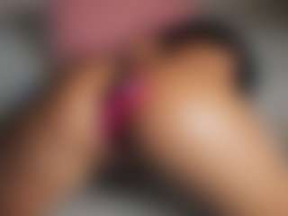 suzysuz's Live Sex Cam Show