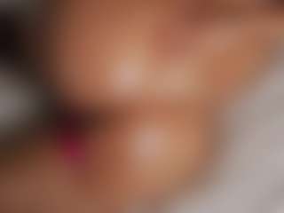 suzysuz's Live Sex Cam Show