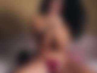 suzysuz's Live Sex Cam Show