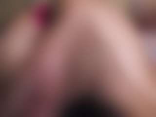 suzysuz's Live Sex Cam Show