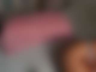 suzysuz's Live Sex Cam Show