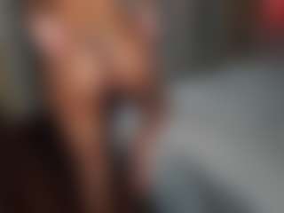 suzysuz's Live Sex Cam Show