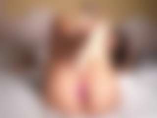 suzysuz's Live Sex Cam Show