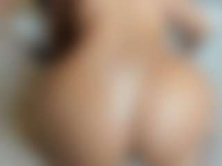 suzysuz's Live Sex Cam Show