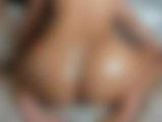 suzysuz's Live Sex Cam Show