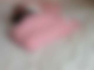 Live cam show with suzysuz - Average on SinfulBabes