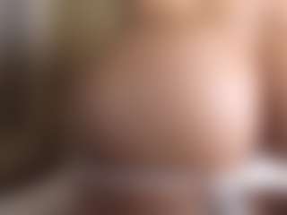 suzysuz's Live Sex Cam Show