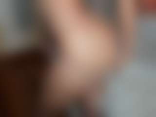 suzysuz's Live Sex Cam Show
