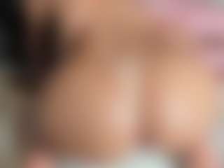 suzysuz's Live Sex Cam Show