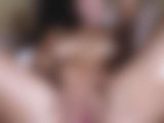 suzysuz's Live Sex Cam Show
