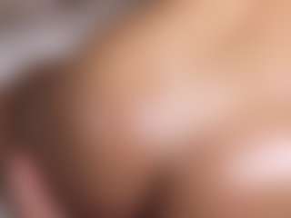 suzysuz's Live Sex Cam Show
