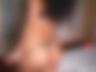 Live cam show with suzysuz - Spank Brown Hair on camwithhim.com