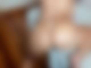 suzysuz's Live Sex Cam Show