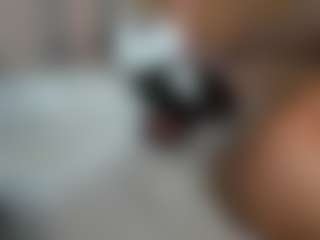 suzysuz's Live Sex Cam Show