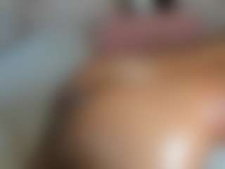 suzysuz's Live Sex Cam Show